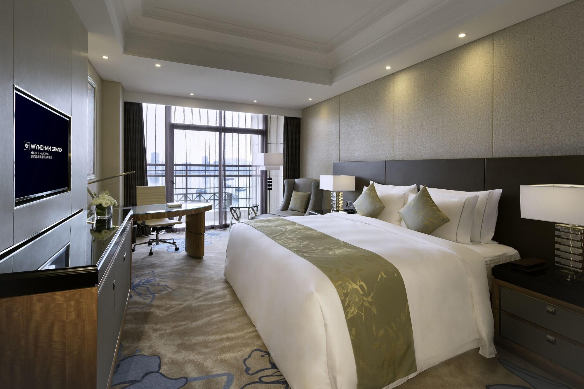 Wyndham Grand Xiamen Haicang Экстерьер фото