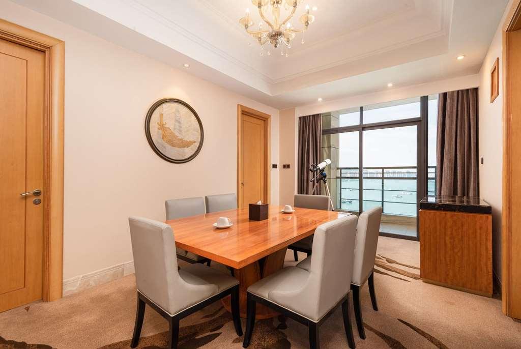 Wyndham Grand Xiamen Haicang Номер фото