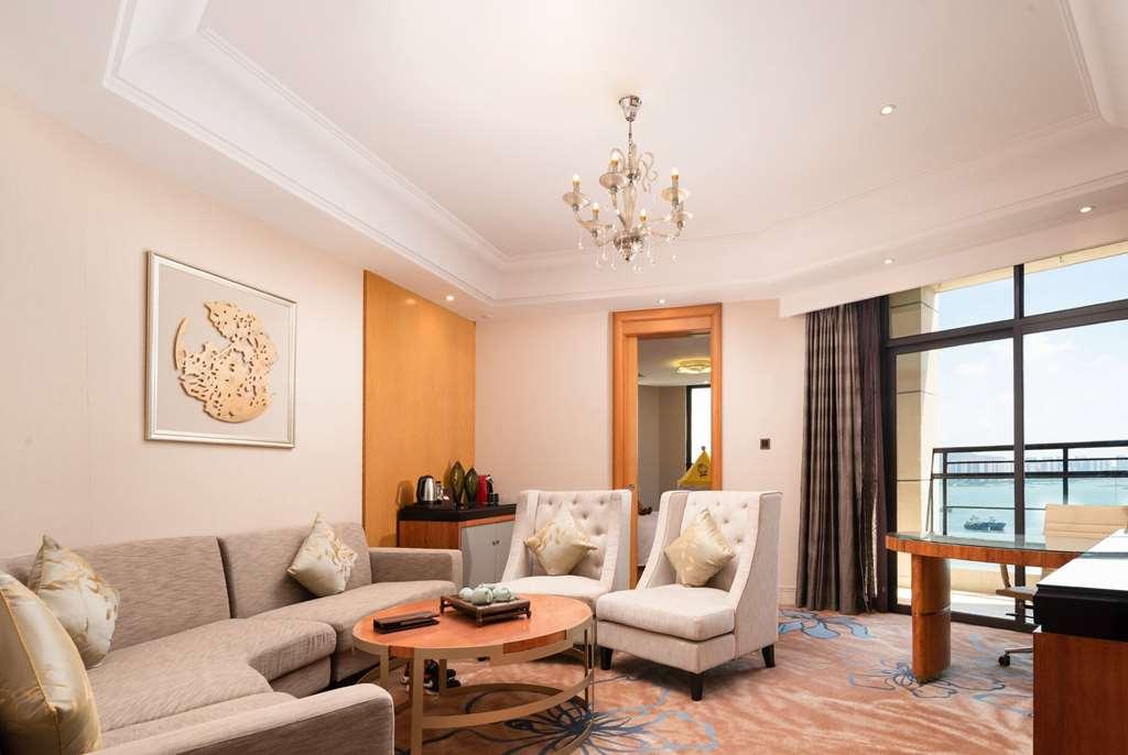 Wyndham Grand Xiamen Haicang Номер фото